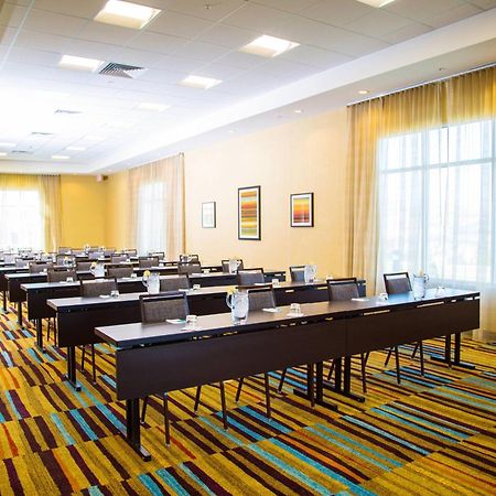 Fairfield Inn & Suites By Marriott Поукателоу Екстериор снимка