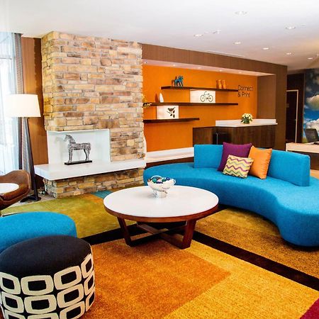 Fairfield Inn & Suites By Marriott Поукателоу Екстериор снимка