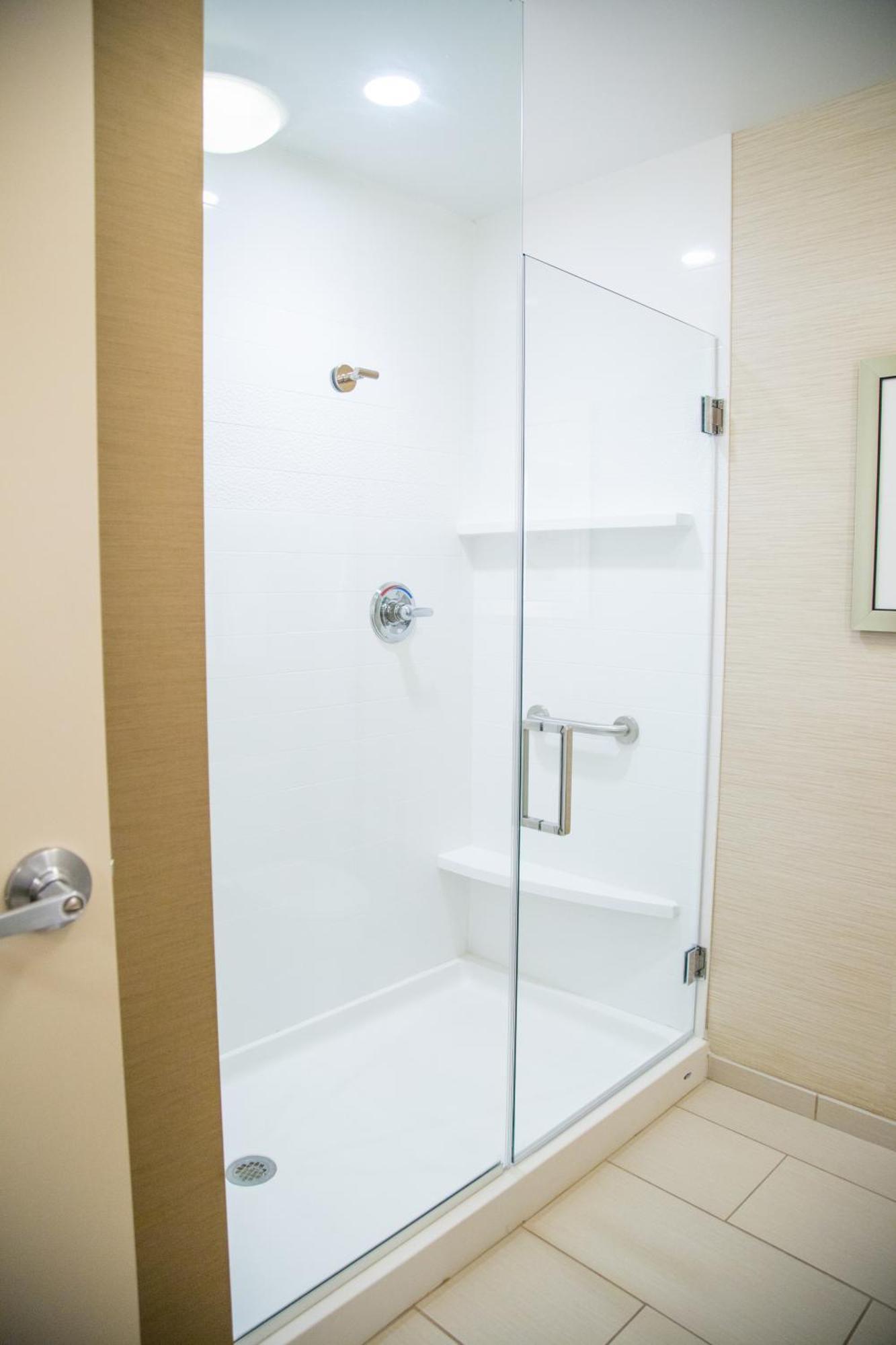 Fairfield Inn & Suites By Marriott Поукателоу Екстериор снимка