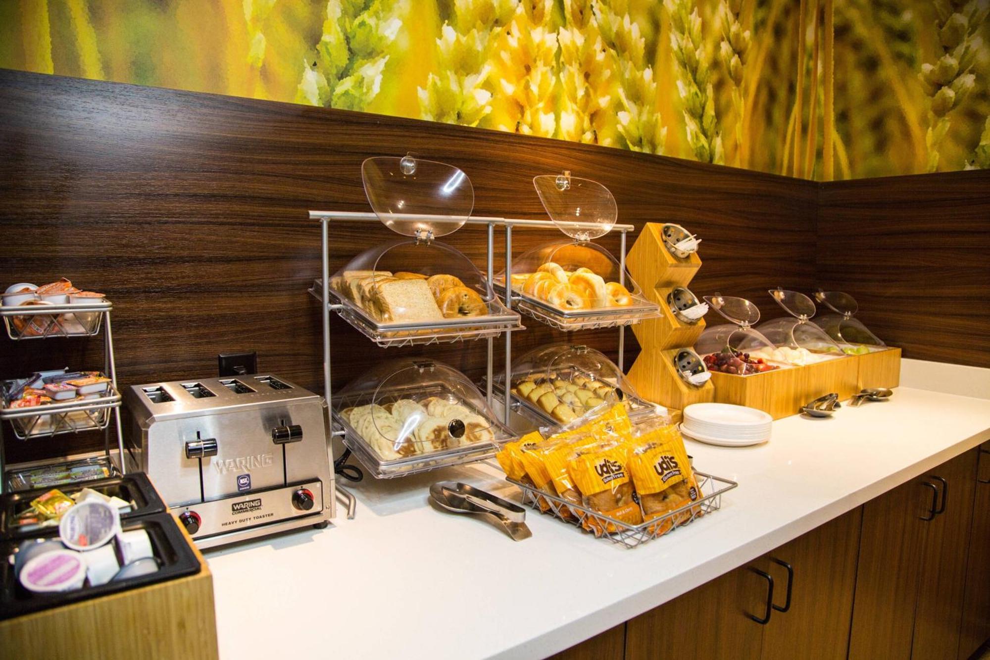 Fairfield Inn & Suites By Marriott Поукателоу Екстериор снимка