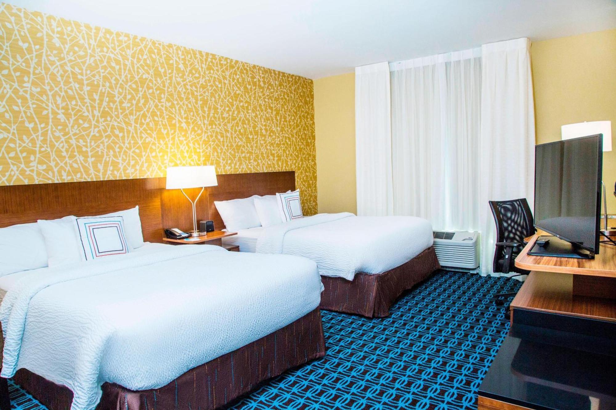 Fairfield Inn & Suites By Marriott Поукателоу Екстериор снимка